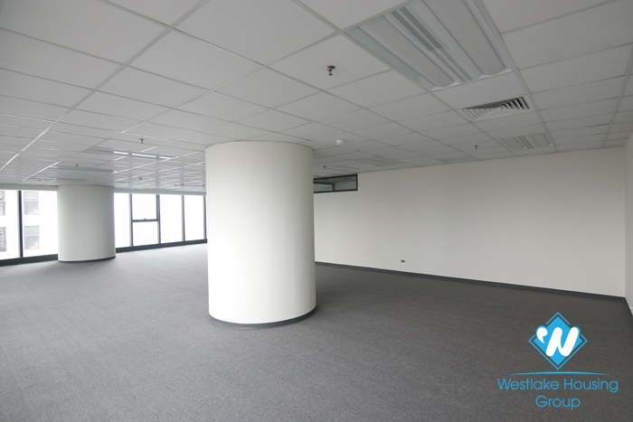 A nice office space for rent in Cau giay, Hanoi